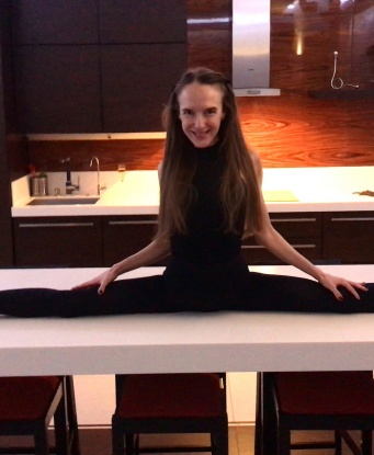 Позволь мне рассказать тебе о себе. Я создана для удовольствия и готова исполнить все твои фантазии. Будь уверен, со мной ты получишь незабываемые впечатления. Я предлагаю широкий спектр услуг, которые оставят тебя полностью удовлетворенным. Со мной ты сможешь осуществить свои самые сокровенные желания. Мои фото гарантированно реальны, а мои отзывы говорят сами за себя. Живу в Москве и всегда открыта для новых встреч. ✨🌟💋 2954, 37 лет